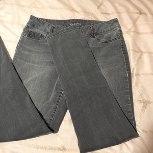 SALE!!!   Maurices M-reg jeggings